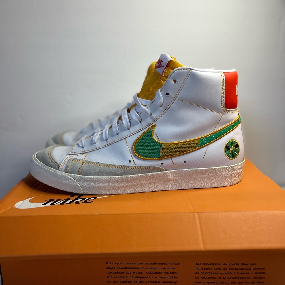 Nike Blazer Mid 77 Rayguns White Gold Green (Men’s Size 10)